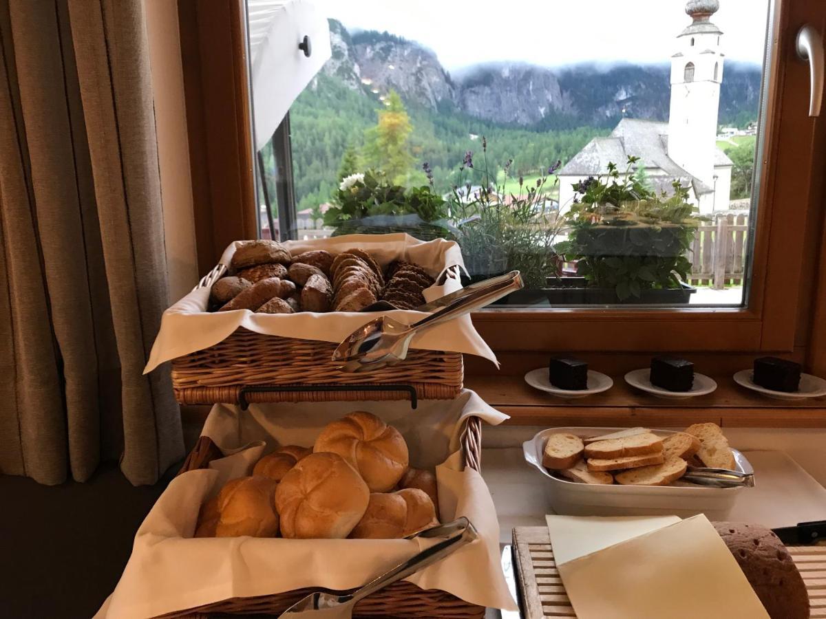 Garni La Dorada Aparthotel Colfosco Eksteriør bilde