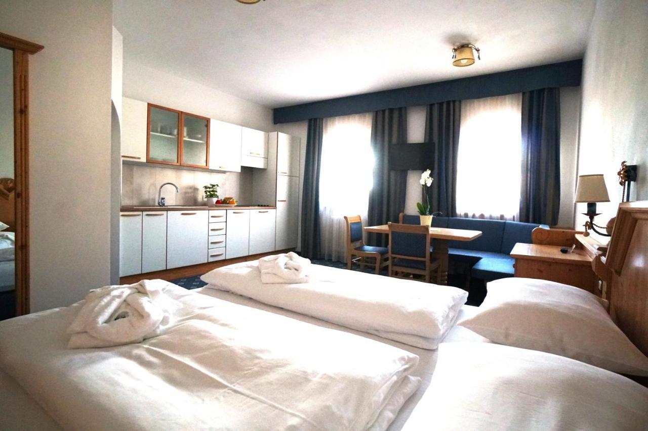 Garni La Dorada Aparthotel Colfosco Eksteriør bilde