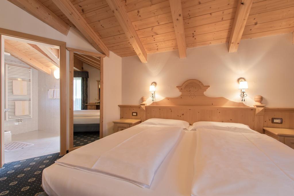 Garni La Dorada Aparthotel Colfosco Eksteriør bilde