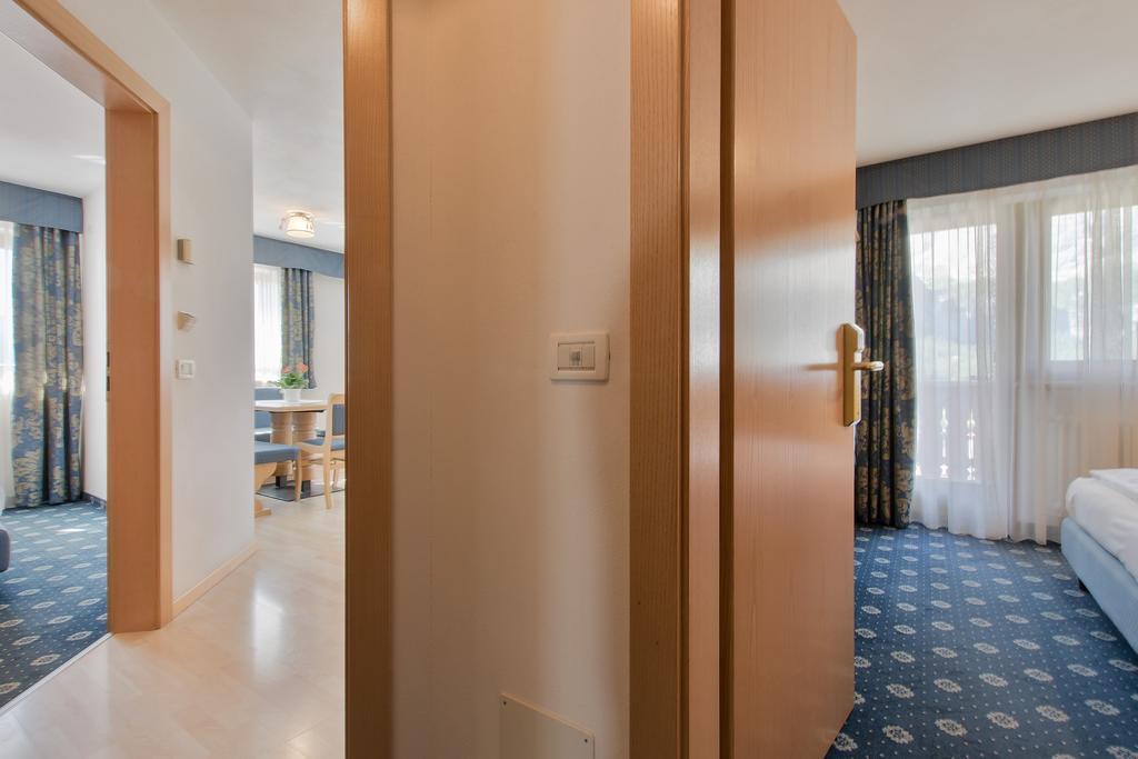 Garni La Dorada Aparthotel Colfosco Eksteriør bilde